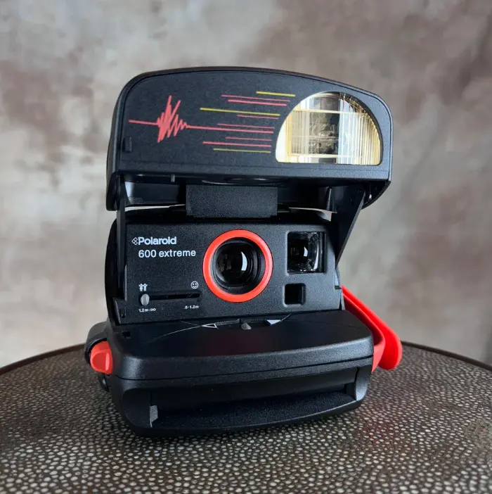 Polaroid 600 Extreme