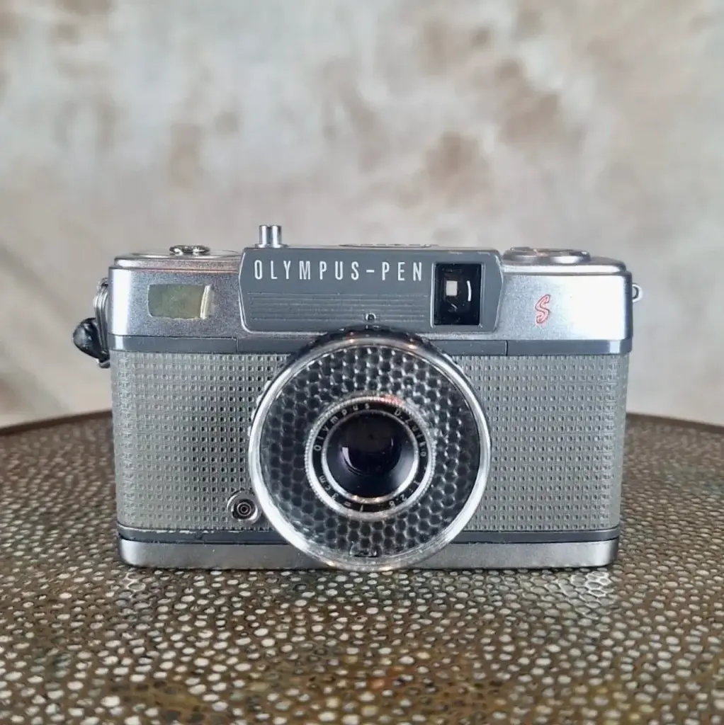 Olympus Pen EE