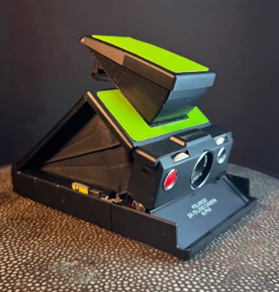 Polaroid SX70 Land camera Alpha