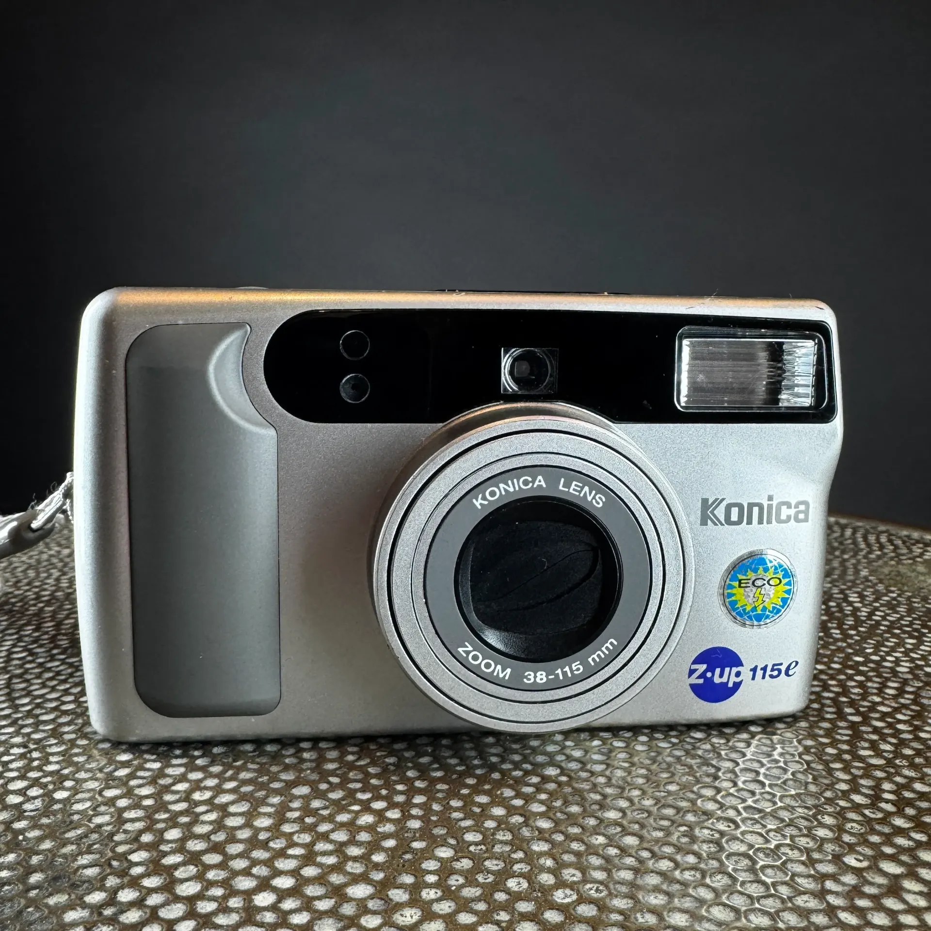 Konica Z-up 115e