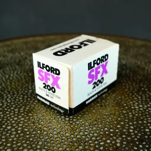Ilford SFX 200 135-36