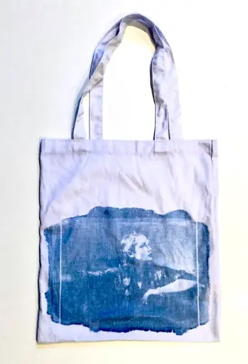 Atelier Cyanotype sur tote bag ou t-shirt 